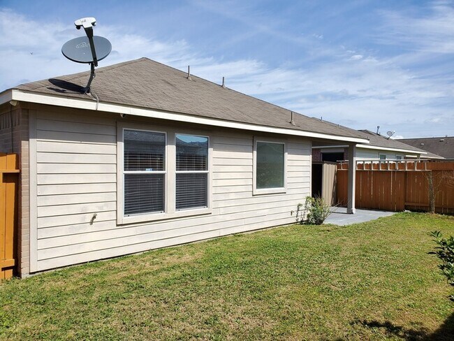 Building Photo - 19119 Mission Fort Ln