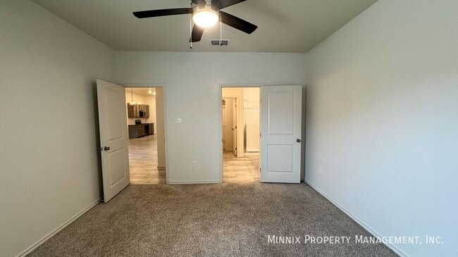 Building Photo - 5510 Kemper St