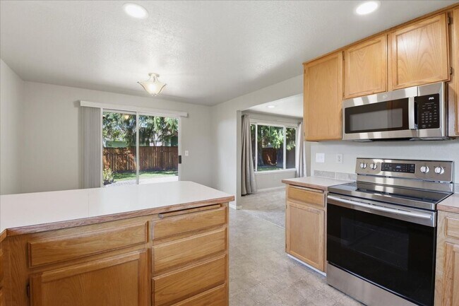 Building Photo - 3bd/2ba Granite Falls Home