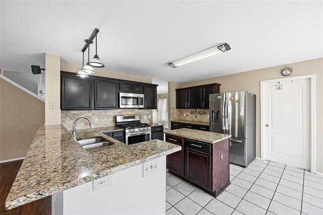 Building Photo - 3618 Windhill Loop