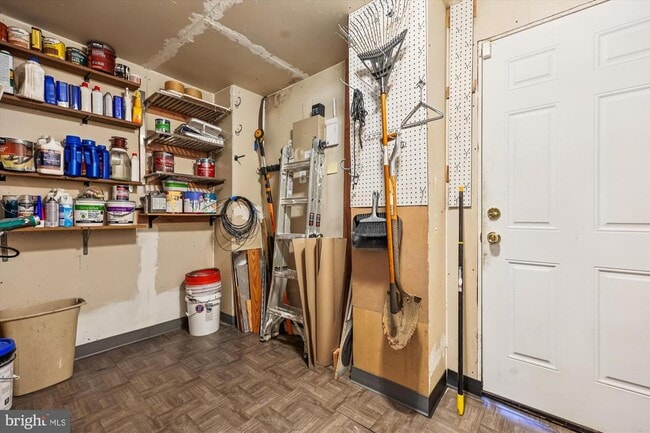 Building Photo - 4808 Fort Totten Dr NE