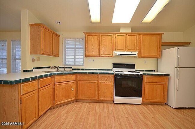 Building Photo - 18234 E County Down Dr