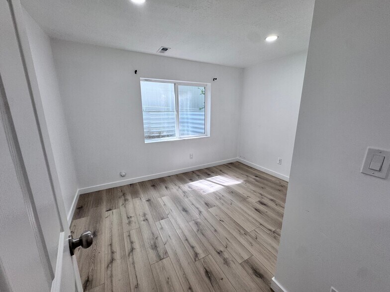 Building Photo - 12339 Remy Rd