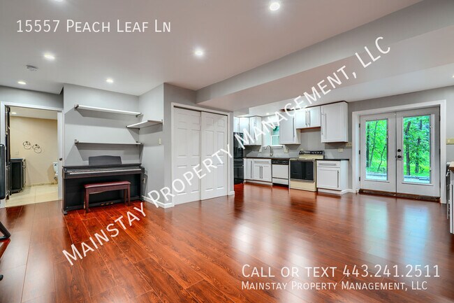 Building Photo - 15557 Peach Leaf Ln