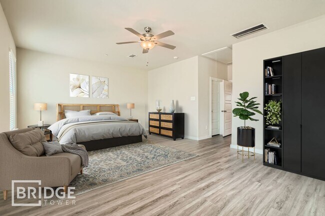 Building Photo - 430 S Centro Cir