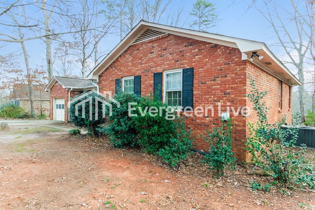 Building Photo - 213 Andover Cir