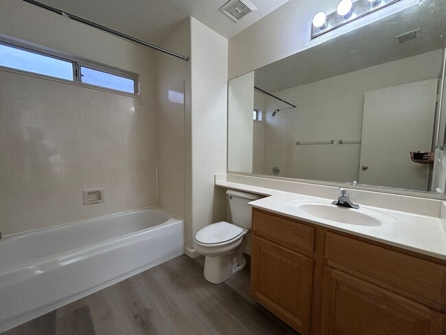 Building Photo - 4773 W Dublin Ct