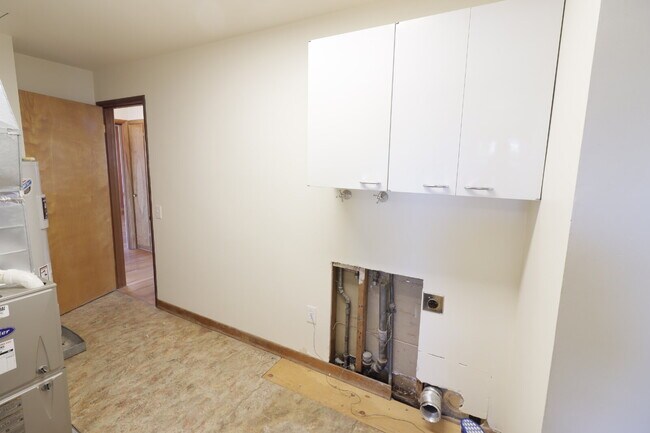 Building Photo - Charming 2 Bed / 1 Bath Home in Redmond!