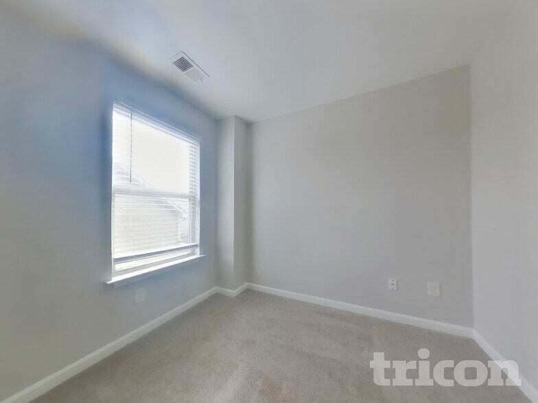 Building Photo - 54 Wyndham Ct