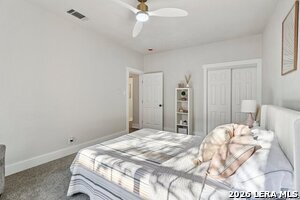Building Photo - 1119 W Huisache Ave