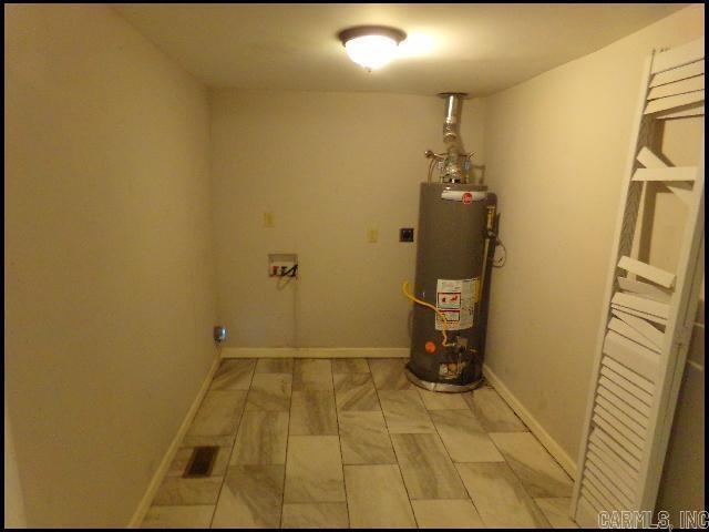 Building Photo - 2022 Howard St