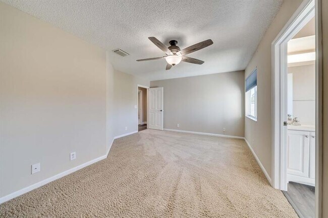 Building Photo - 558 Stonemont Dr