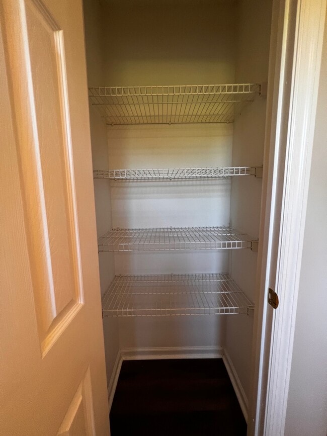 Building Photo - 1229 Langston Ln