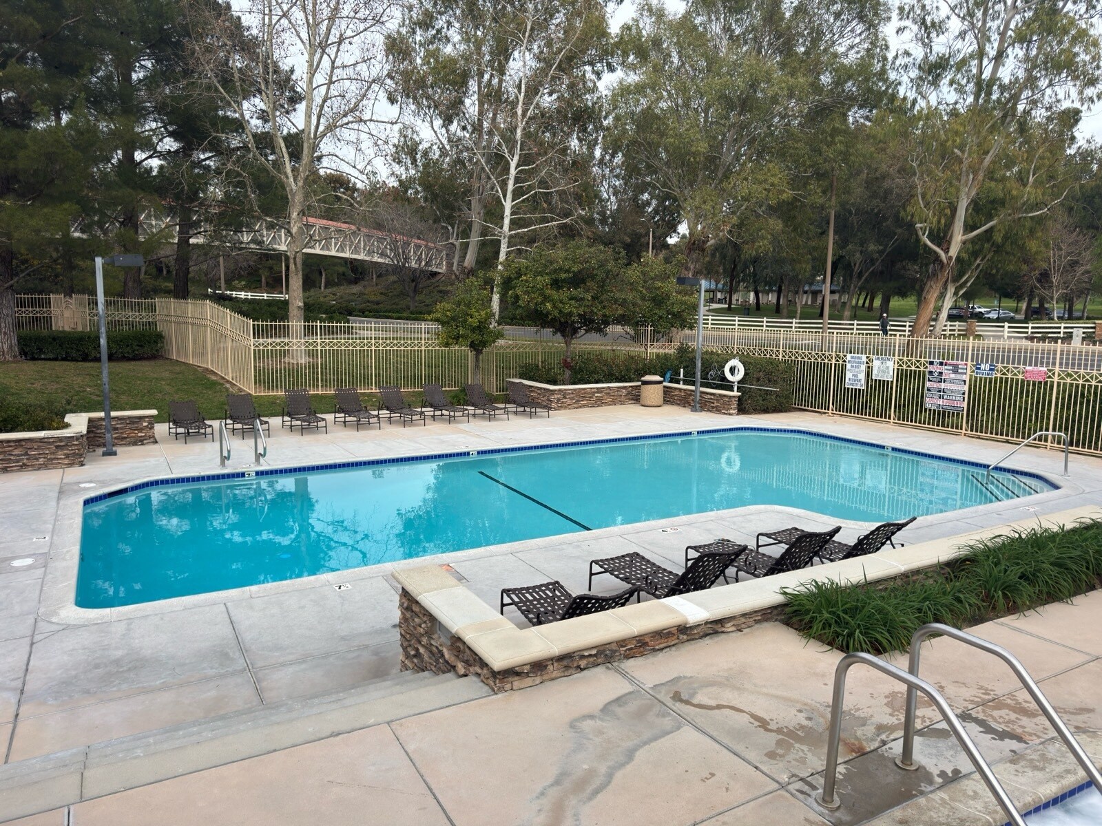 Building Photo - 27905 Crown Court Cir