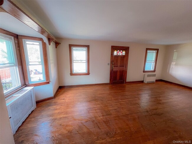 Building Photo - 109 L St