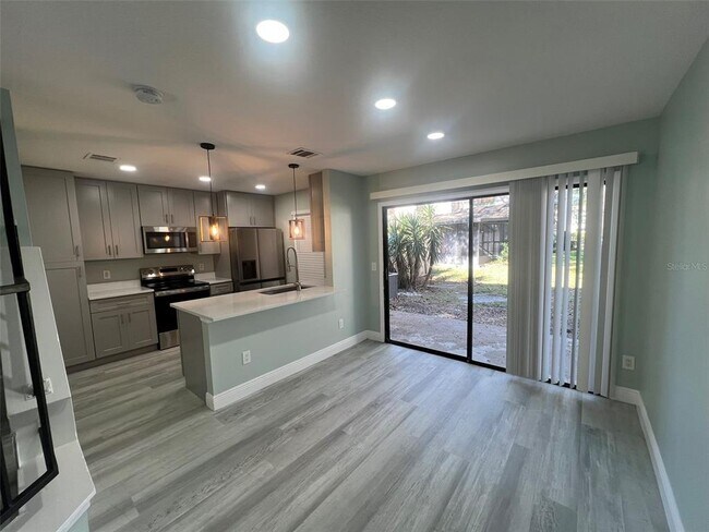 Building Photo - 2906 Candela Ct