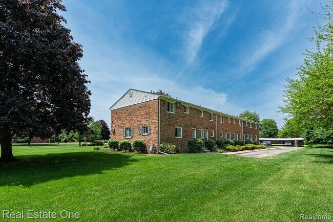 Building Photo - 1147 Tienken Ct