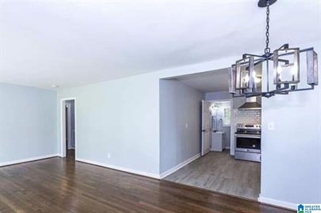 Building Photo - 5000 Scenic View Dr