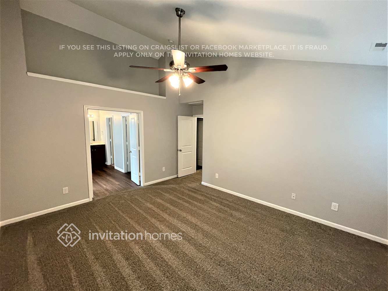 Building Photo - 1631 Eastway Dr