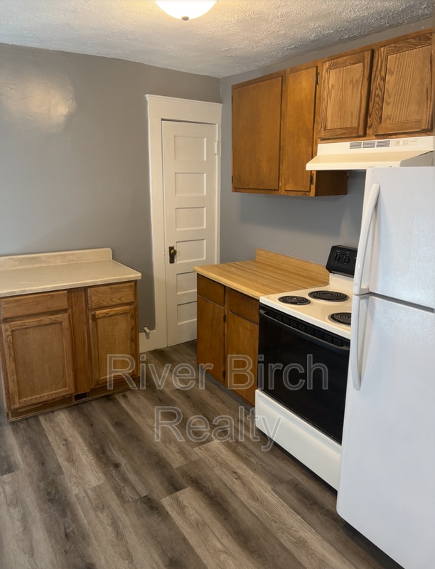 Building Photo - 1212 S 7th St