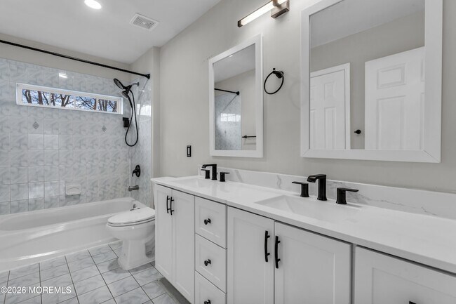 Building Photo - 4 Reuben Ct