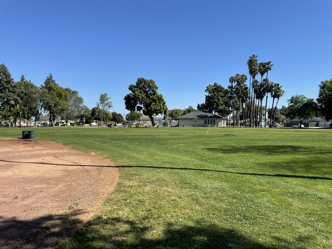 Beautiful Park 1/2 block away with recreation center - 2890 E Artesia Blvd