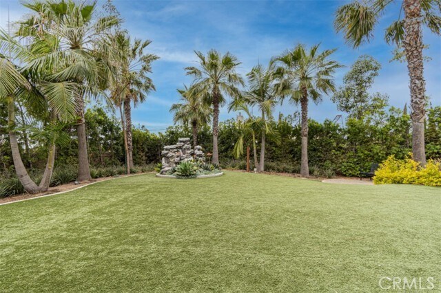 Building Photo - 5533 Palm Dr