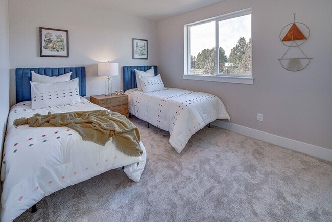 Building Photo - BRAND NEW 3 Bedroom in the desirable Easto...