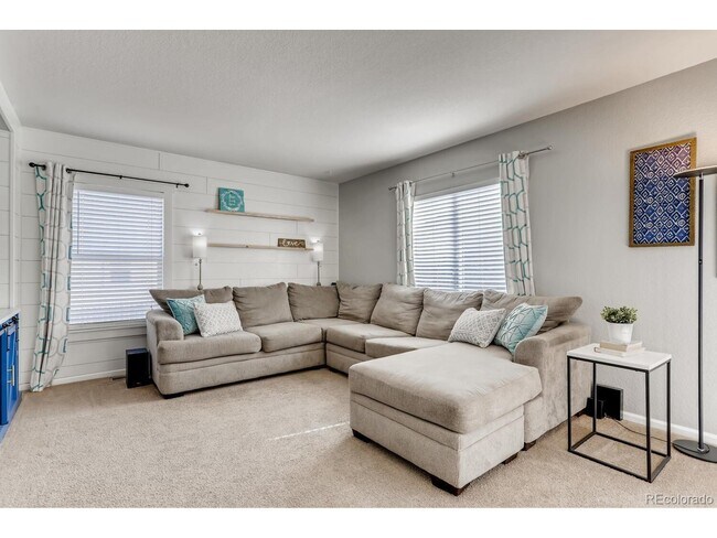 Building Photo - 15466 E 101st Pl