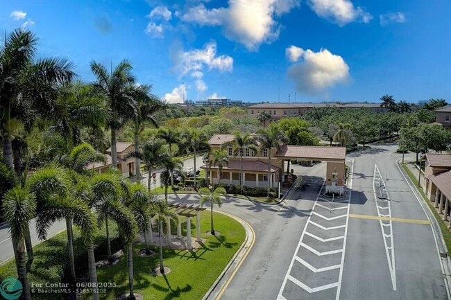 Building Photo - 619 SW 147th Ave