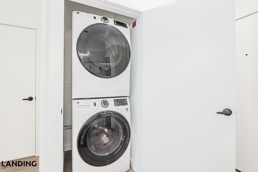 Building Photo - 2623 Keene St