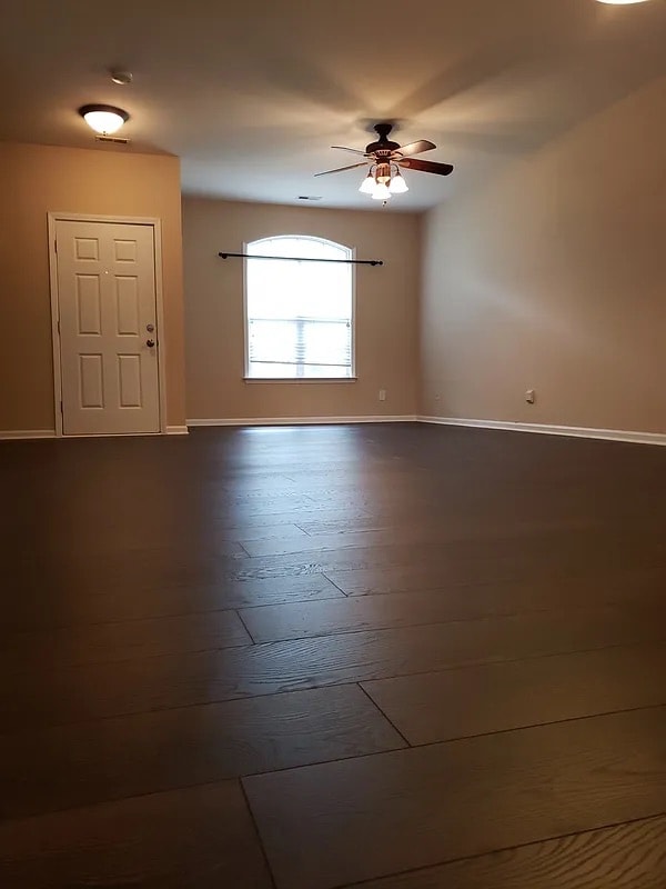 Building Photo - Room in Townhome on McGoogan Ln