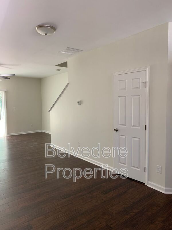 Building Photo - 105 Sommerwall Pl