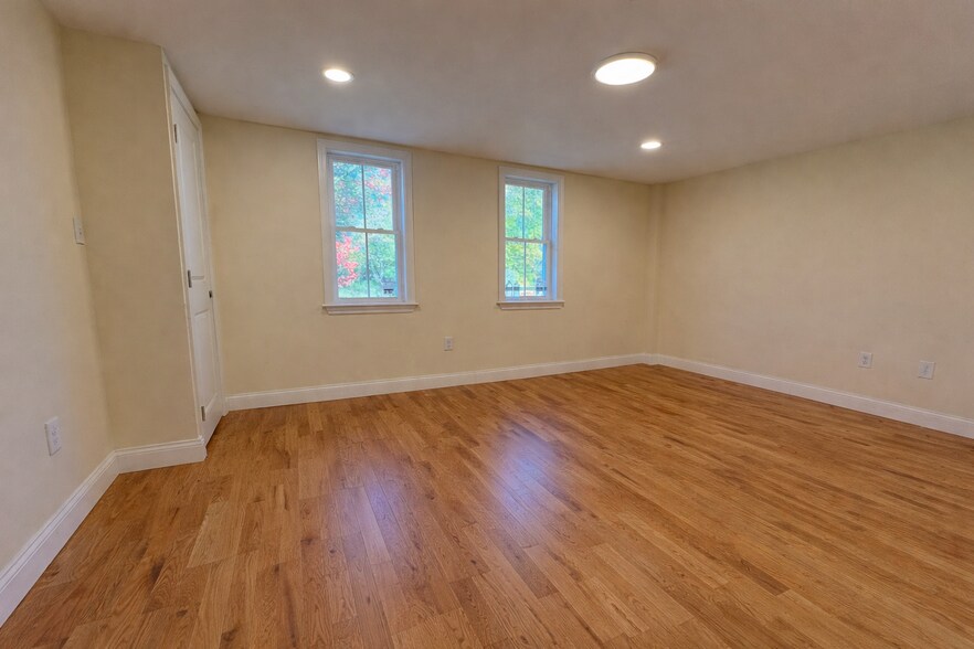 Building Photo - 207 Wheeler St
