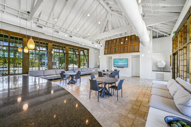 Building Photo - 187 Cypress Dr