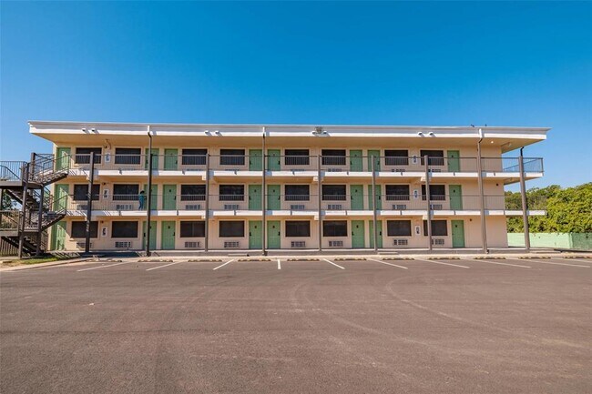 Building Photo - 9220 N Interstate Hwy 35
