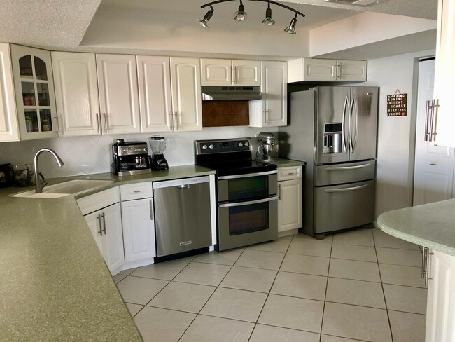 Building Photo - 1835 S Atlantic Ave