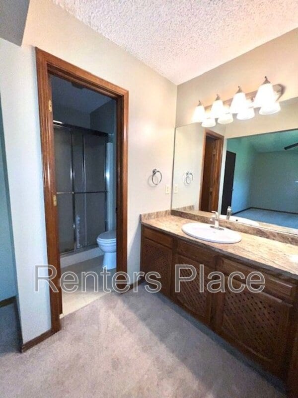 Building Photo - 6913 E 97th St