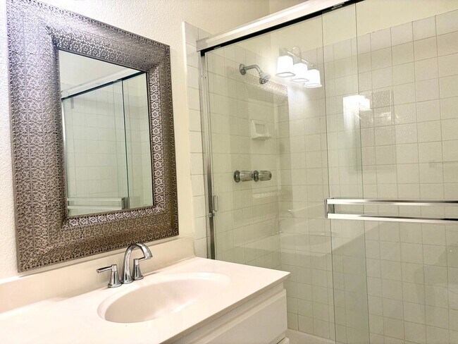 Building Photo - 258 Sandpiper Ct