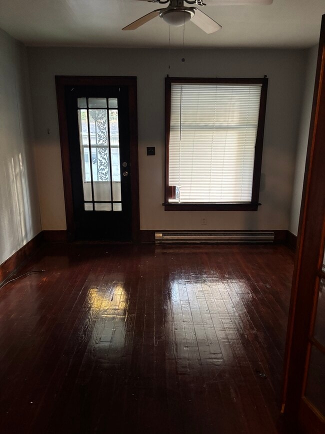 Building Photo - 1143 E Webster St