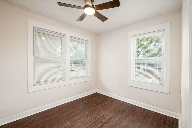 Building Photo - 1271-1273 N 6th St, Unit 1273