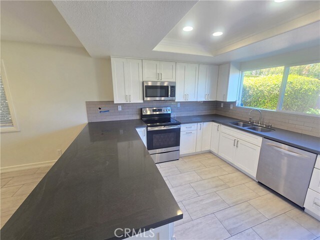 Building Photo - 948 Denver Dr