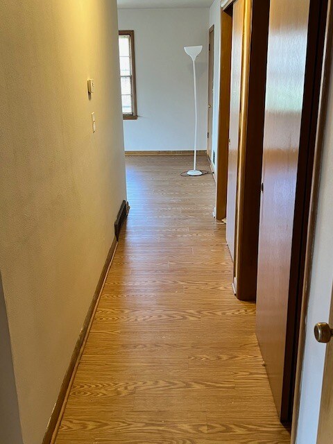 Building Photo - 4210 Eastridge Dr