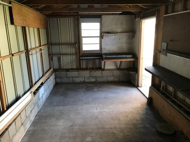 Building Photo - UPDATED 3/2 Home In Downtown/Conway Area! ...