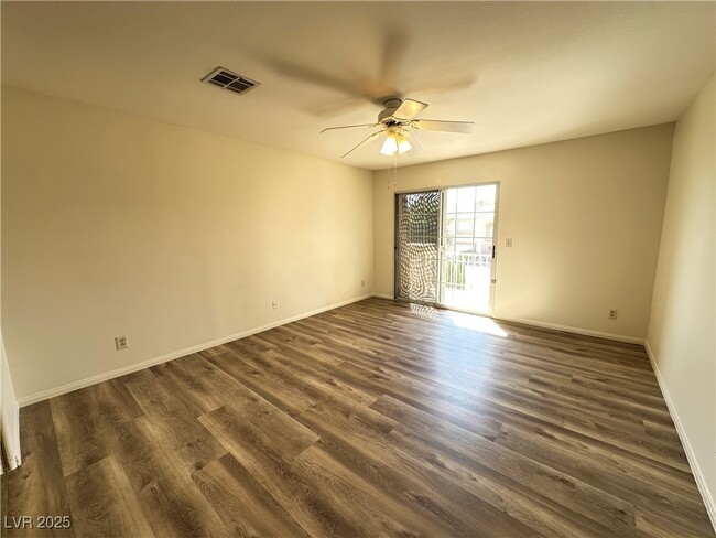 Building Photo - 8204 Tivoli Cove Dr