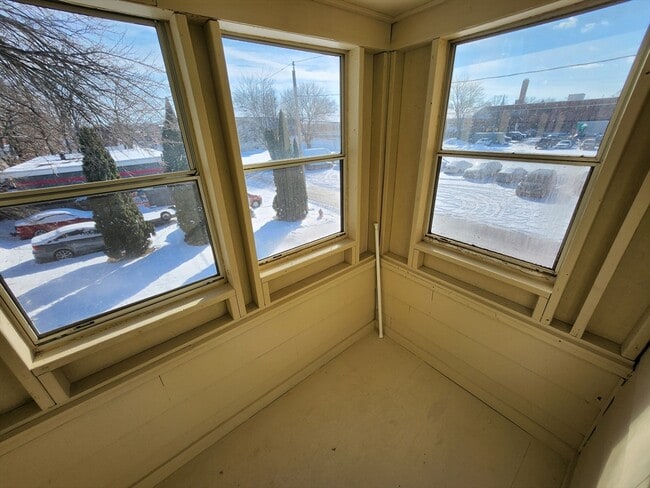 Building Photo - 56 Exposition Terrace