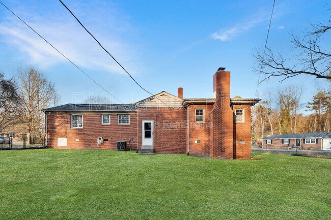 Building Photo - 109 Keeton Rd