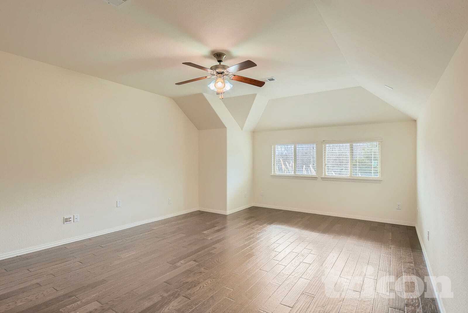 Building Photo - 5024 Kestrel Dr