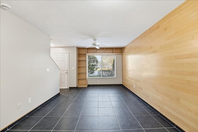 Building Photo - 295 Sandlewood Trail