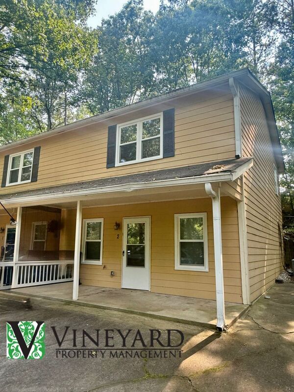 Building Photo - 4520 Bartow Carver Rd SE
